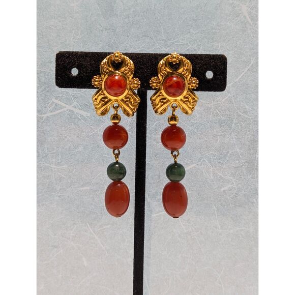 Faux Carnelian and Jade Set in Gold Tone - Picture 3 of 7